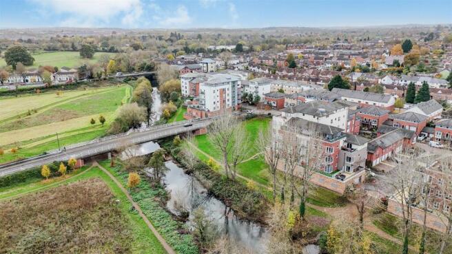 tlc_a0807a0f-3bb5-4a02-8bed-85b6eef08805_49c9209.j