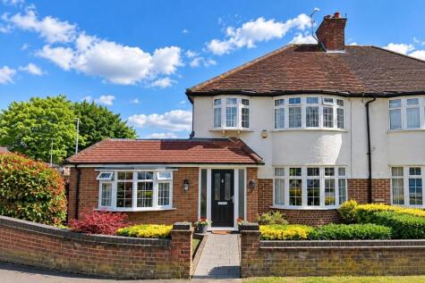 Sunningdale Avenue, Ruislip, Greater London, HA4 9SS
