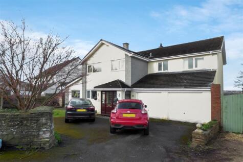 Dragon Road, Winterbourne, Bristol