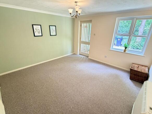 Kiln Way, Badgers Dene, Grays  photo 4