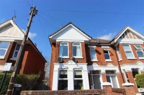 Upper Flat, 3a, Richmond Gardens, Southampton SO17 1RY