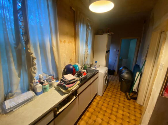 12 Ramsdale Street, Chadderton, Oldham, OL9 9HJ photo 4