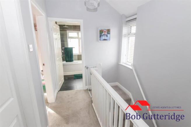 FIRST FLOOR LANDING