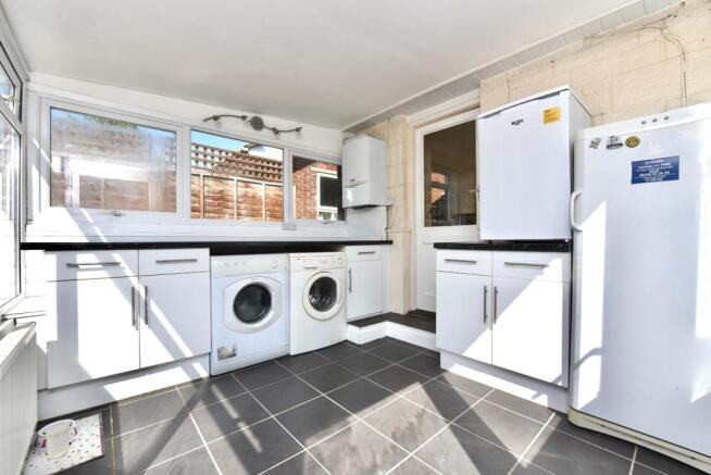 Sunroom/Utility Room