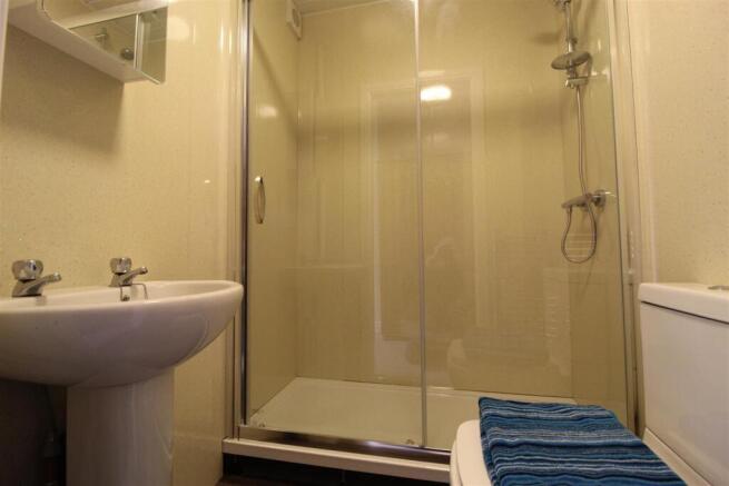 1 bed Apartment to rent Image 8