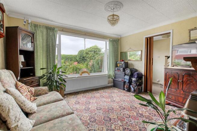 2 bed Semi-Detached for sale Image 5