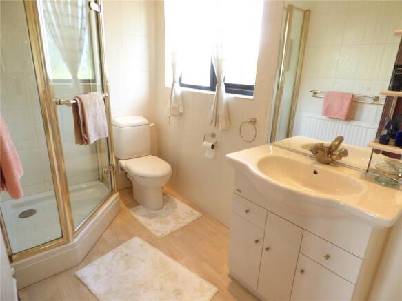 Master En-Suite