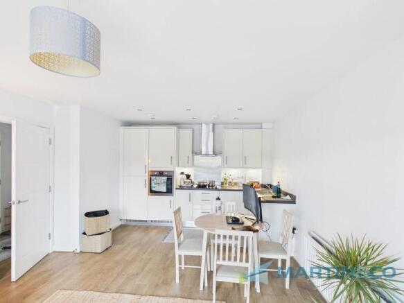 CAM02145G0-PR0088...