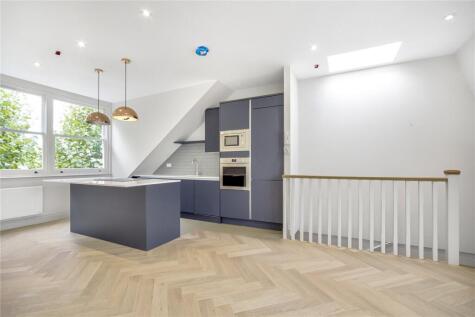 Wandsworth Bridge Road, London, SW6