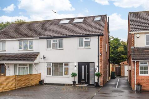 St. Marys Drive, Crawley, RH10