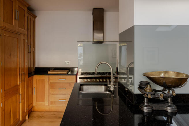 245382 - INIGO_SPANISH HSE-130.jpg