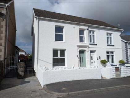 Lewis Avenue, Cwmllynfell, Neath Port Talbot.