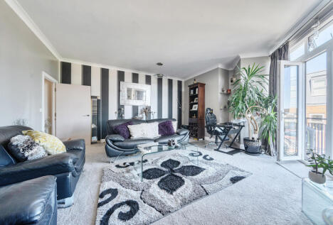 Lumley Road, Horley, Surrey-, RH6