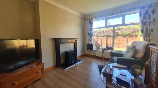 2 bed Bungalow to rent Image 4