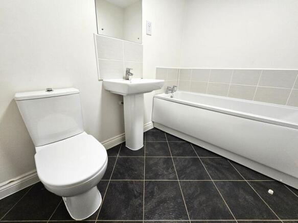 First floor family bathroom
