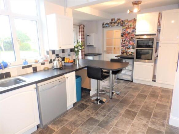 Kitchen/Breakfast