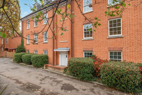 Norman Avenue, Henley-on-Thames, Oxfordshire, RG9