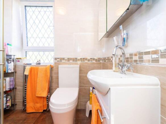 2 bed Cottage for sale Image 10