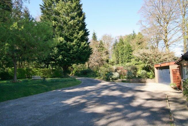 DRIVEWAY & GARAGE