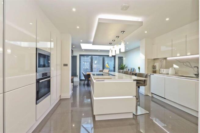 Kitchen 3