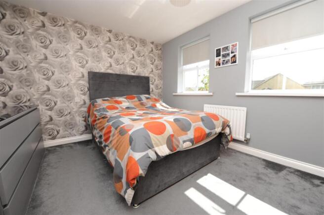 3 bed Semi-Detached for sale Image 9