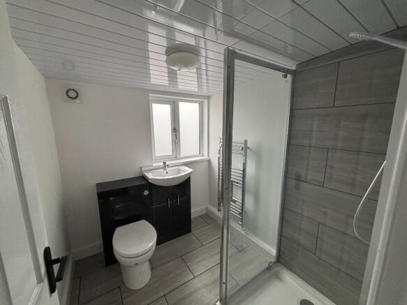 5 bed Terraced for sale Image 11