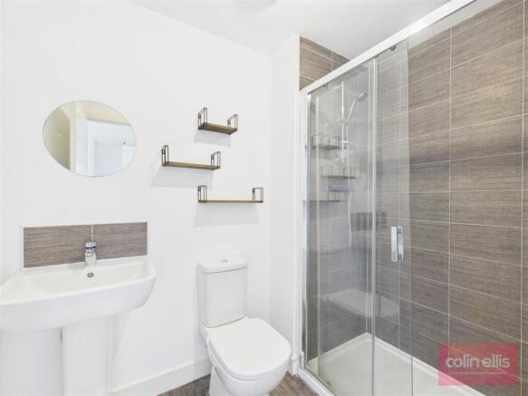 3 bed Semi-Detached for sale Image 7