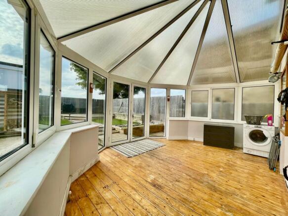 Glebe Road, Deanshanger, Milton Keynes, MK19 photo 4