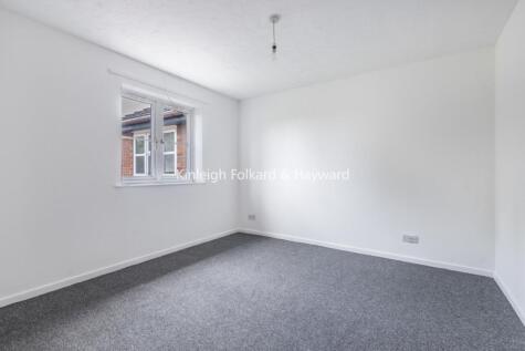 Stubbs Drive, Bermondsey, London, SE16
