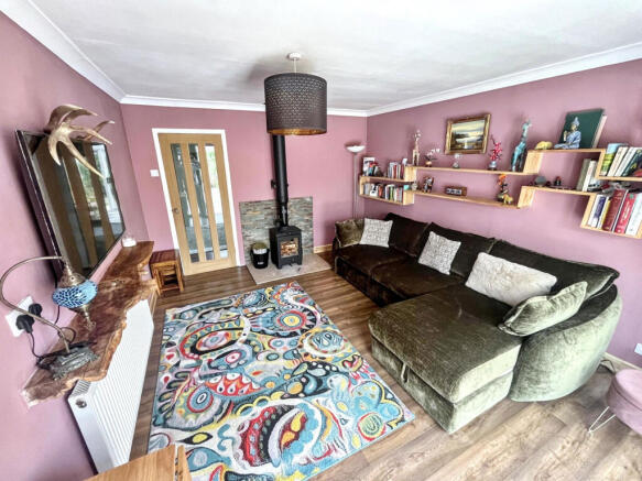 1 bed Semi-Detached Bungalow for sale Image 10