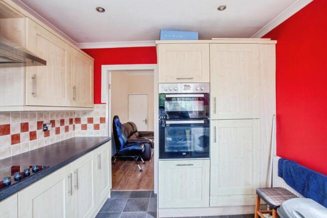 2 bed Terraced for sale Image 8