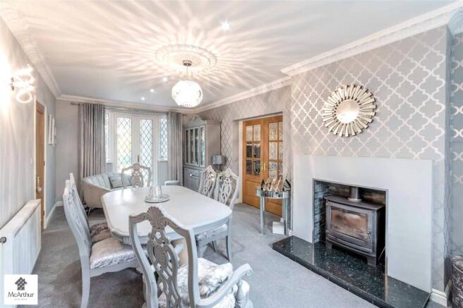 9 bed Detached for sale Image 11