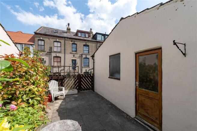 2 bed Terraced for sale Image 9