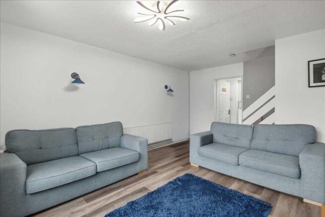 Bradbury Close, Bradwell, Milton Keynes photo 3