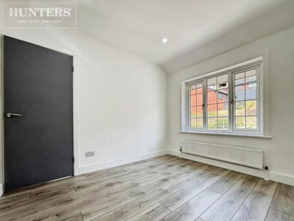 3 bed Semi-Detached for sale Image 6