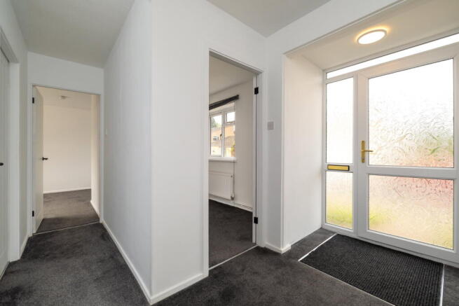 Randolph Close,Leamington Spa,CV31 1RH photo 3