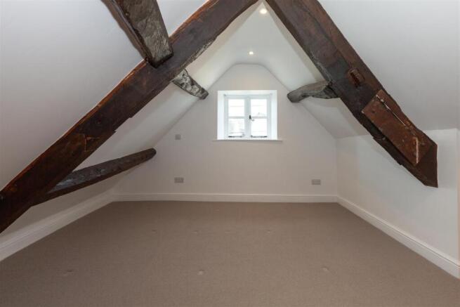 Bedroom 2 3.jpg
