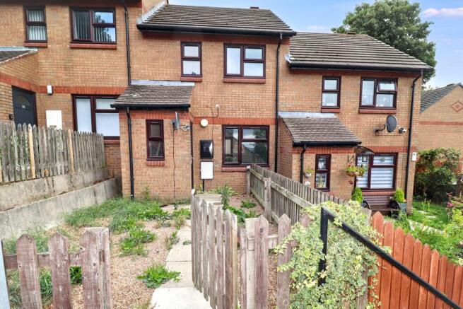 15 High Poplars, Bradford, West Yorkshire, BD2 1NG