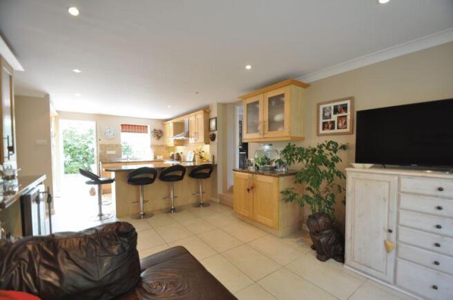 Kitchen/Breakf...