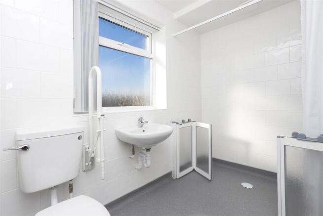 Wet Room.jpg