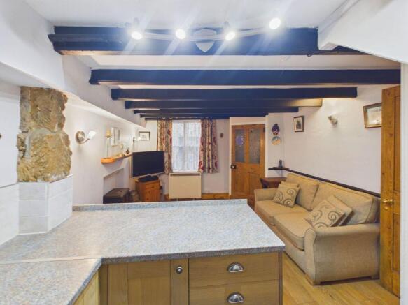2 bed Cottage for sale Image 6