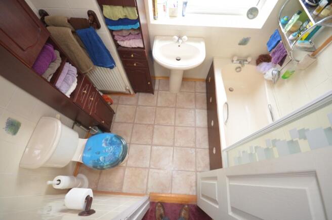 Family Bathroom/WC