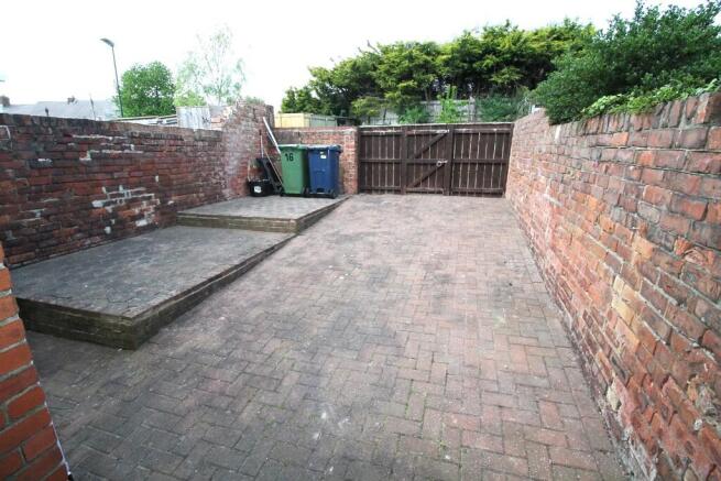 yard 2 