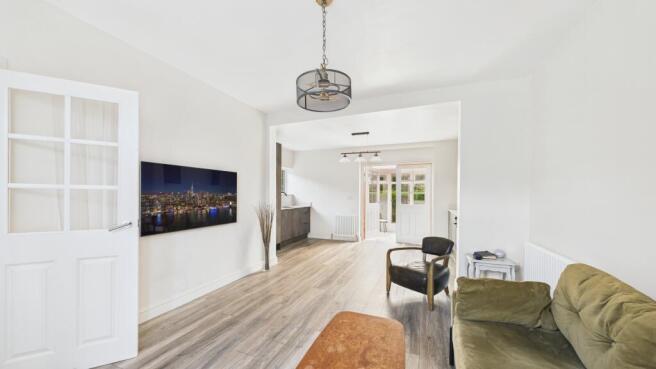 Living Room (2)