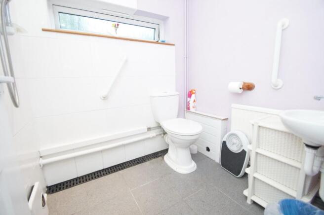 Downstairs Wet Room