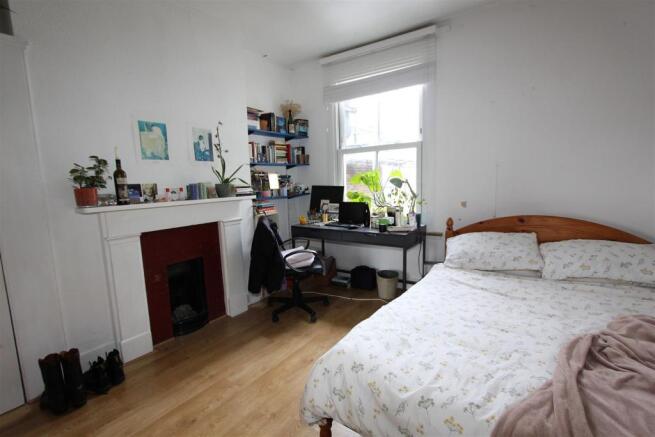 bed5.JPG