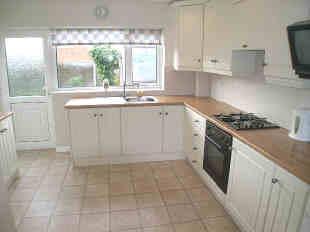 OPEN PLAN DINING KITCHEN