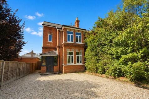 Vale Road, Ash Vale, Surrey, GU12
