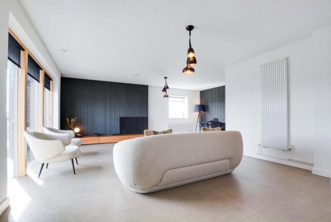 Living Dining Area