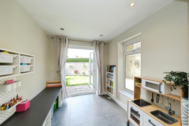 3 bed Detached for sale Image 9